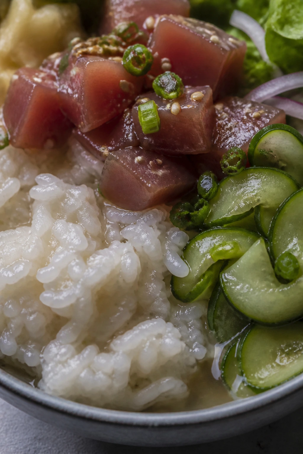 Poke bowl showing wet rice and dull fish to illustrate common mistakes